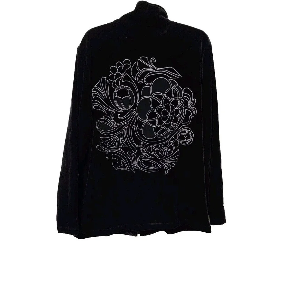 CHICO'S Black Long Sleeve Zip up Women Jacket Size 2 Very Soft